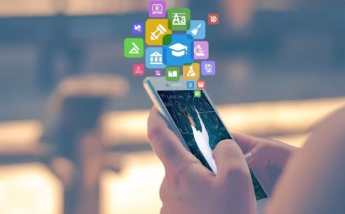 中国网民人均装56款APP,想替手机“减负”,不如考虑小程序？